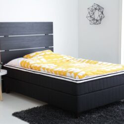 Lumi pocket jenkkisänky 120 | L | musta Bianca, wenge jalat, ilman petauspatjaa